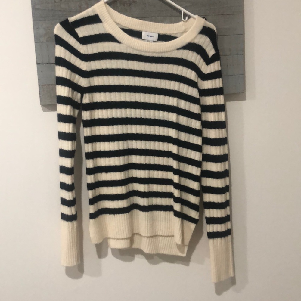 striped women’s sweater